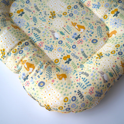 うさぎ用 ゴロンちょマット・Blooming rabbit・イエロー(クッション、ベッド) 1枚目の画像