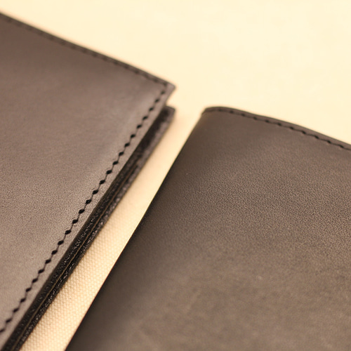 Tenuis 第3世代 究極の薄い財布 二つ折り財布 Solahanpu 通販 16025802