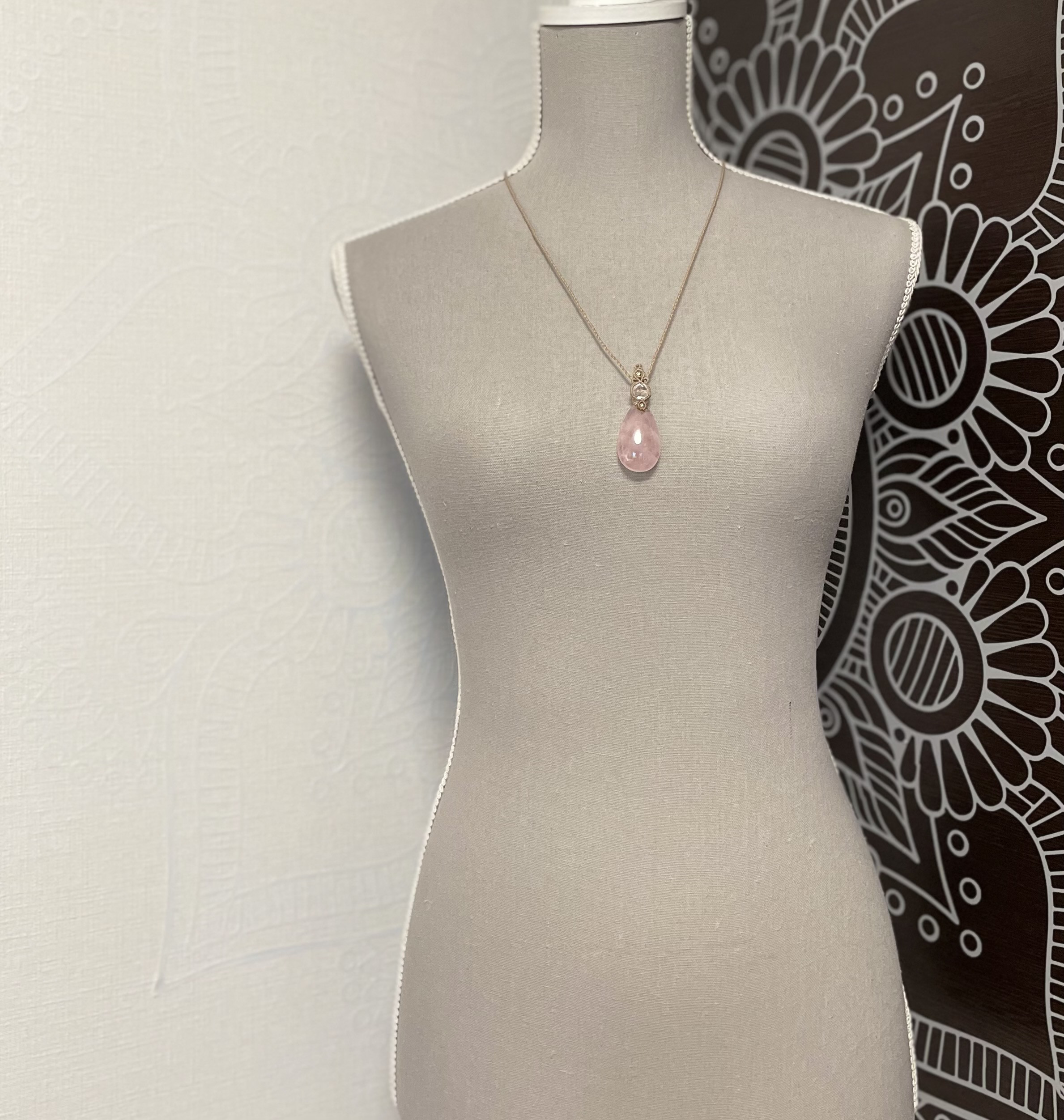 『姫』高品質ローズクォーツマクラメペンダントネックレス