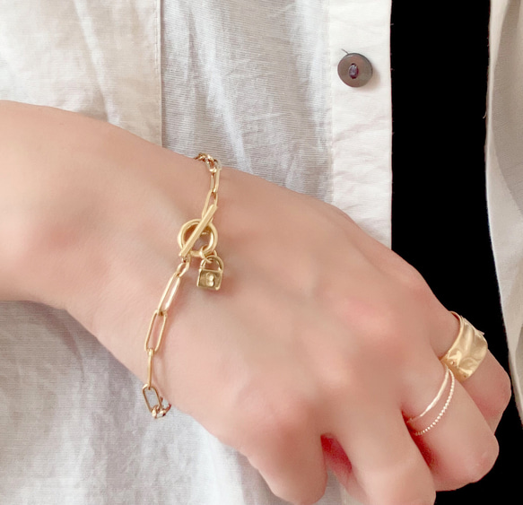 マンテルのチェーンブレスレット/サージカルステンレス 金属アレルギー