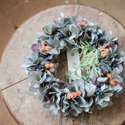 every month Wreath：アンニュイなグレージュリース/紫陽花とジプソ 1枚目の画像
