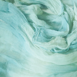 屋久島の草木染めオーガニックコットンストール（琉球藍生葉染めブルー） 5枚目の画像