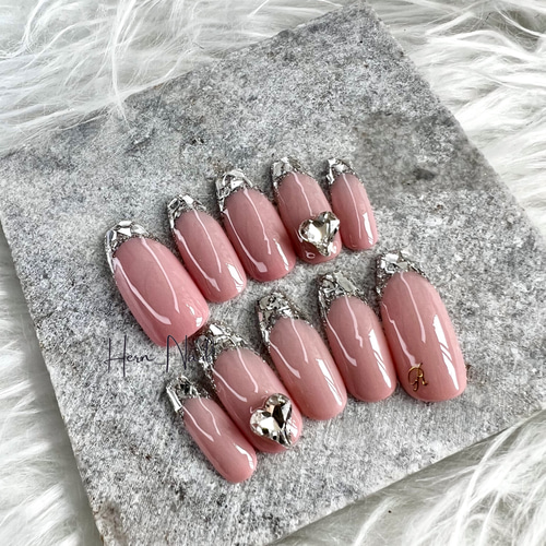 チップ種類、カラー変更可能》ピンクベースハートガラスフレンチネイル