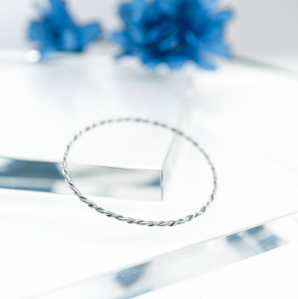 ≪夏の新作»ダングリ danguri　極細チタンバングル　手首が細く見える　極細　重ね付け　プレゼントに最適        Ω 人気・おすすめ｜使いやすい・旅行におすすめ 品質保証 全国発送