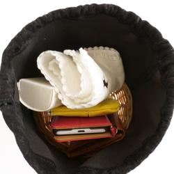 着物・浴衣に似合う  コロンとした巾着カゴバック ピックスエード仕立て ラタンバッグ 3枚目の画像