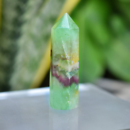 やわらかカラー☆フローライト原石ポイント s850 天然石 Funky garuda