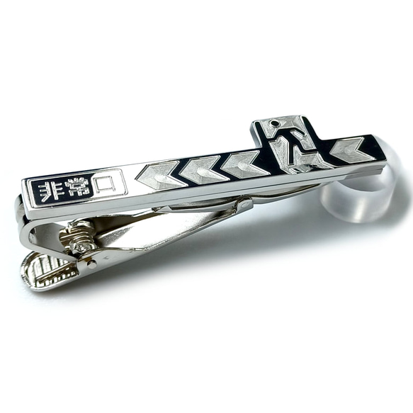 非常口ネクタイピン】おしゃれで可愛いピクトグラム♪ / ユニークな