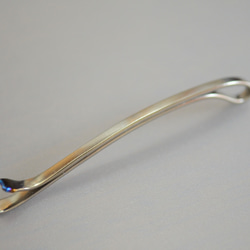 titanium hairpin・cat・65mm・なんか小さな青い耳のチタンヘアピン・試作B 1枚目の画像