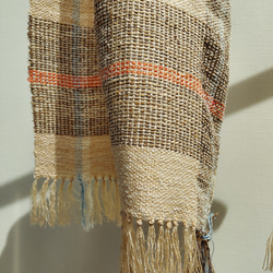 手織り　シルク１００％のやさしいストール　作品2358 4枚目の画像