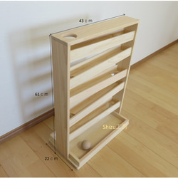 玉転がし（サイズ：W43×L22×H61㎝／木玉の直径：5㎝）(無塗装） 3枚目の画像