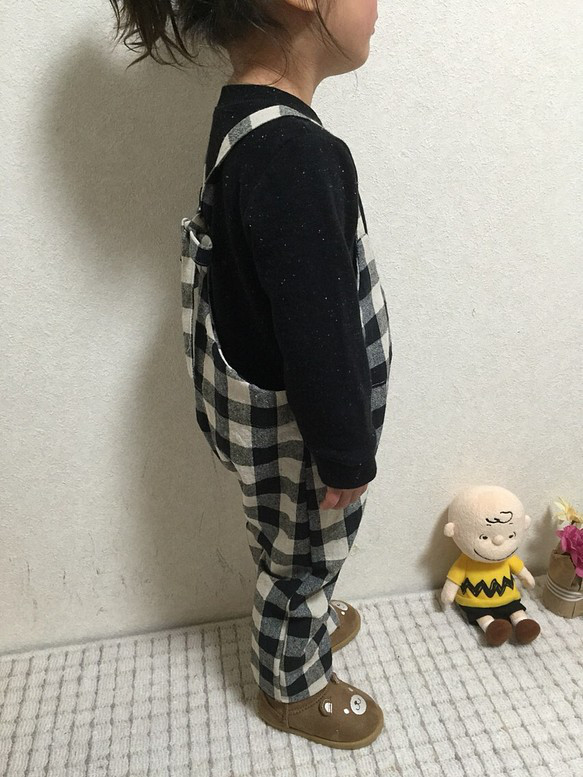 通年着れる❤️人気のチェックサロペット❤️長く着れる子供サロペット☆ 2枚目の画像