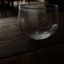 吹製玻璃 玻璃六角形 氣泡 漩渦 第6張的照片