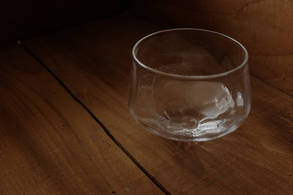 吹きガラスのグラス　六角　気泡渦 2枚目の画像