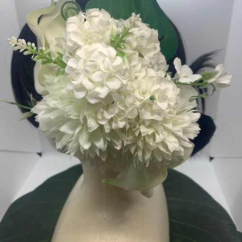 受注生産】 カラー✖️ホワイトフラワー ヘアアクセサリー