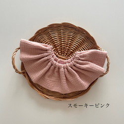 【new】ふんわりぽこぽこダブルガーゼのつけ襟風スタイ 2枚目の画像