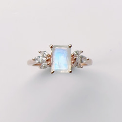 天然月光石 純銀戒指 迷人藍暈 優雅細緻 玫瑰金 6月生日石 第1張的照片