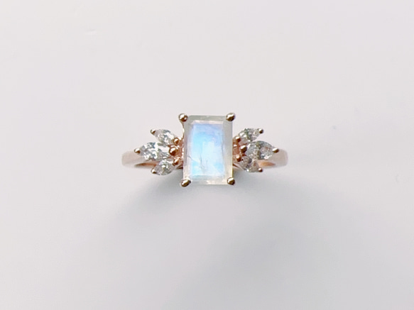 天然月光石 純銀戒指 迷人藍暈 優雅細緻 玫瑰金 6月生日石 第1張的照片