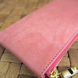 育てる長財布(ピンク)バフィング加工イタリアンレザー◇薄くて軽くて大容量！カード入れは14か所【かわつむ】L字ファスナー 4枚目の画像