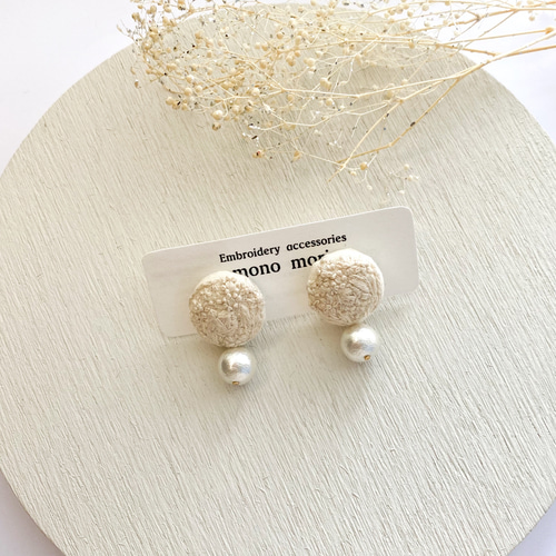 ミナペルホネン choucho くるみボタン　ピアス/イヤリング ミナペルホネン ring flower くるみボタン ピアス/イヤリング - メルカリ