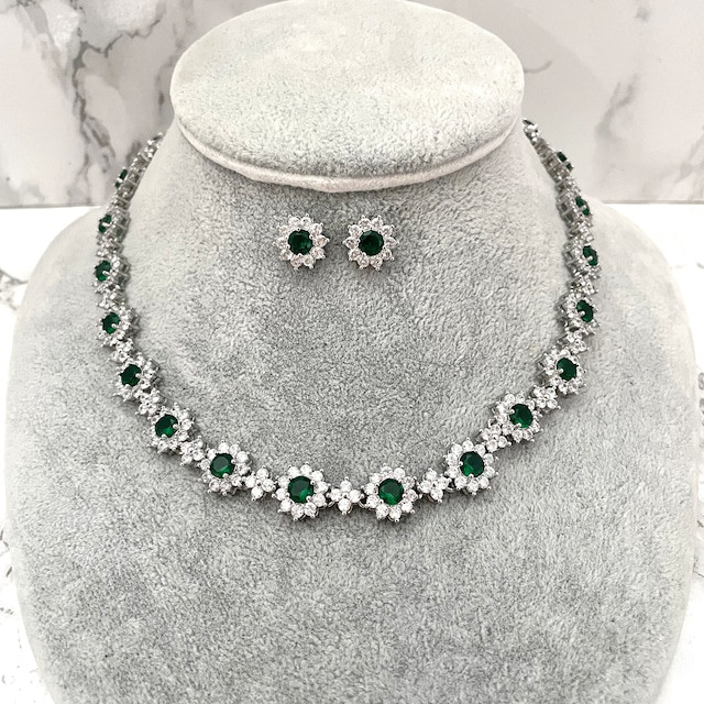 classical green ジルコニアネックレス&ピアスset 緑カラードレス 花嫁 結婚式 パーティー