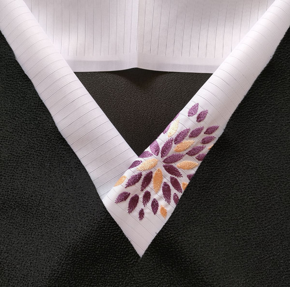 刺繍半衿 むじな菊 絽 2枚目の画像