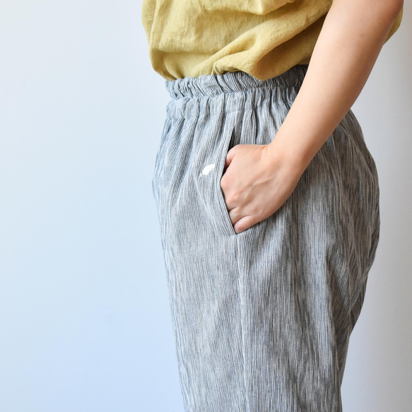 Chijimi Takashima 錐形褲，廓形簡潔，合身舒適 [SOPT183S] 第6張的照片