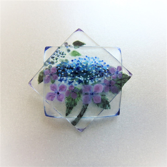 「額紫陽花 -gakuajisai-」GLASSブローチ　透明　アクセサリー　野草　野の花 1枚目の画像