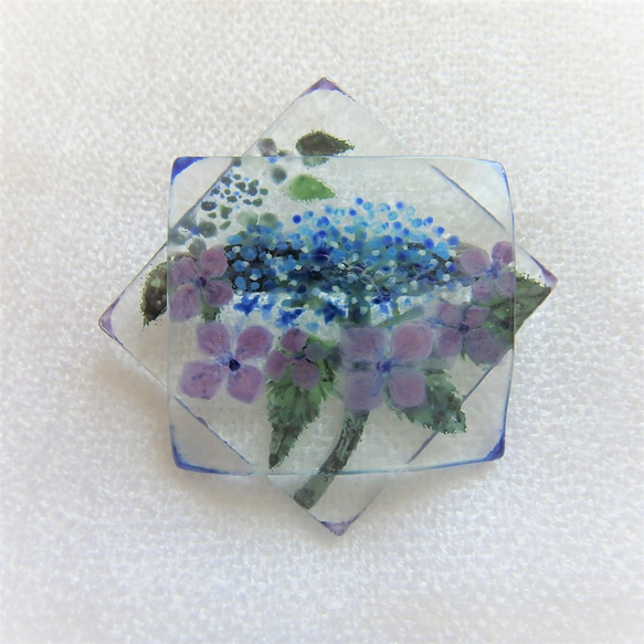「額紫陽花 -gakuajisai-」GLASSブローチ　透明　アクセサリー　野草　野の花 2枚目の画像