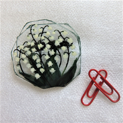 「鈴蘭 -suzurann-」GLASSブローチ　透明　アクセサリー　野草　野の花 3枚目の画像