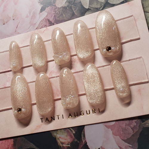 淡いベージュマグネットネイルチップ ネイルチップ（つけ爪） Hina.I  