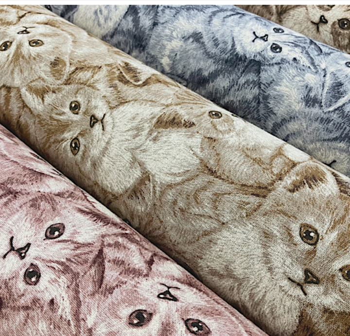 ぎゅうぎゅうのねこちゃん柄【オーダー生地見本】