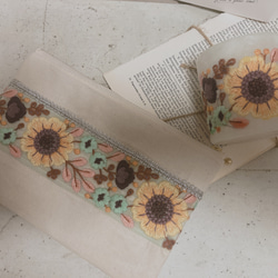 【Creema限定　夏の福袋】ひまわりのインド刺繍リボンのポーチとキャンドルランタン 3枚目の画像