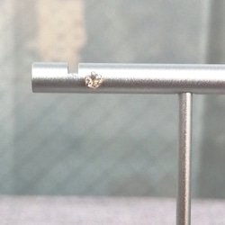 宝石品質ムーンストーンピアス　ラウンドシェイプ3mm　18金　6月誕生石 10枚目の画像