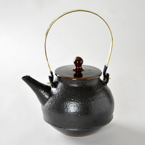 受注制作停止中です】京焼「黒鉄釉釜肌写 土瓶」半磁器製 柴田恭久作 
