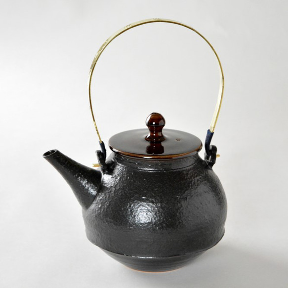 鋳鉄製 茶釜 伝統的な日本の釜