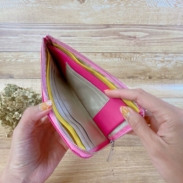薄くて軽くて大容量な長財布 14ZipWallet 牛革 カラフル ディープピンク 【Squeeze スクイーズ】日本製 2枚目の画像