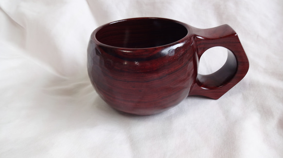 紫檀の一木彫りコーヒーカップ. 7枚目の画像