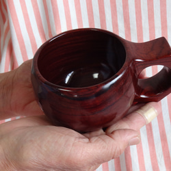 紫檀の一木彫りコーヒーカップ. 2枚目の画像