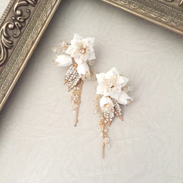 Lien ビジューウエディングイヤリング ナチュラルウェディングに使うお花のブライダルアクセサリー wedding