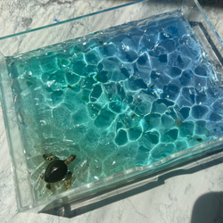 再販！オーダー海辺のアクセサリーBOX ウミガメ入り　珊瑚砂　波紋アート　レジンアート　エポキシ　ウミガメ　沖縄　ハワイ 3枚目の画像