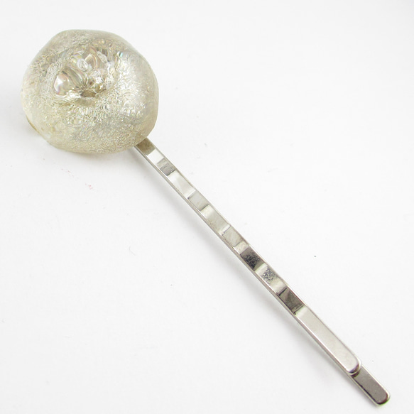 少し汗ばむ季節だから、クォーツで冷やしたシャンパンをあけちゃおう♪<1点ものヘアピン>HP124 2枚目の画像