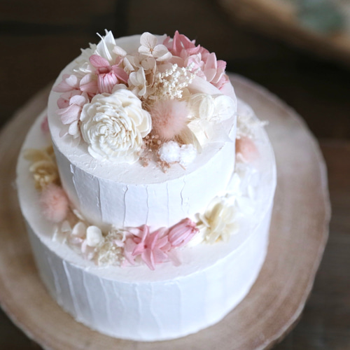 本物のお花を使ったクレイケーキ ピンク×ホワイト フェアリーカラーの