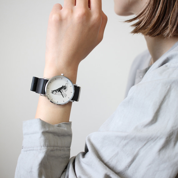 シベリアンハスキー（ブラック＆ホワイト）の腕時計 12枚目の画像