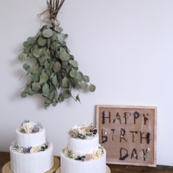 お誕生日ボード 本物の木の実やお花使用　HAPPY　BIRTHDAY バースデーボード　 5枚目の画像