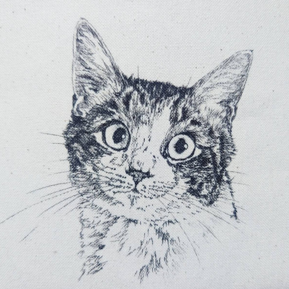 つぶらな瞳のキジトラ猫　トートバッグ 小ぶり　革調フェルト　グリーン 7枚目の画像