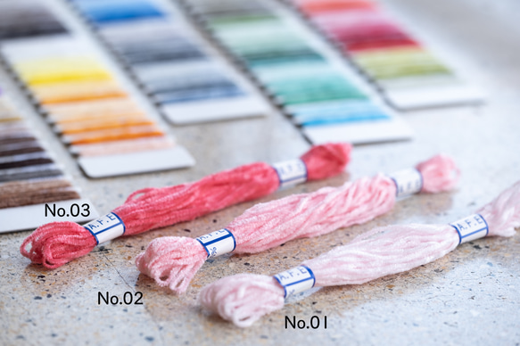 モール刺繍糸3色 No.101/102/103からお選びください 糸・ミシン モール刺繍糸3色 No.101/102/103からお選びください 糸・ミシン