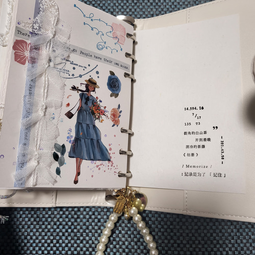 ②ハンドメイド　ジャンクジャーナル帳　コラージュ　ノート コラージュ 手帳 アンティーク PUレザー製 ギフト コラージュ