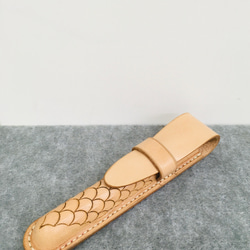 Veather皮雕寬版鋼筆筆套/Handmade Leather Larger Pen Case/レザーペンセット(L) 第1張的照片