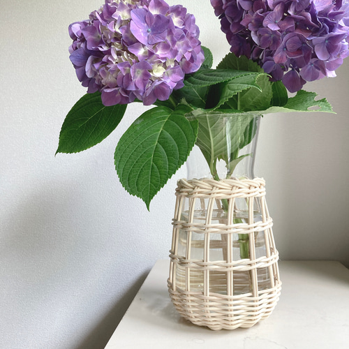 ラタンのフラワーベース（typeA）ナチュラル色 一輪挿し・花瓶