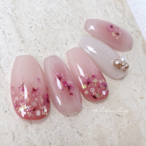 Cheek Flower ―pink【押し花ネイル/ドライフラワーネイル/ピンク